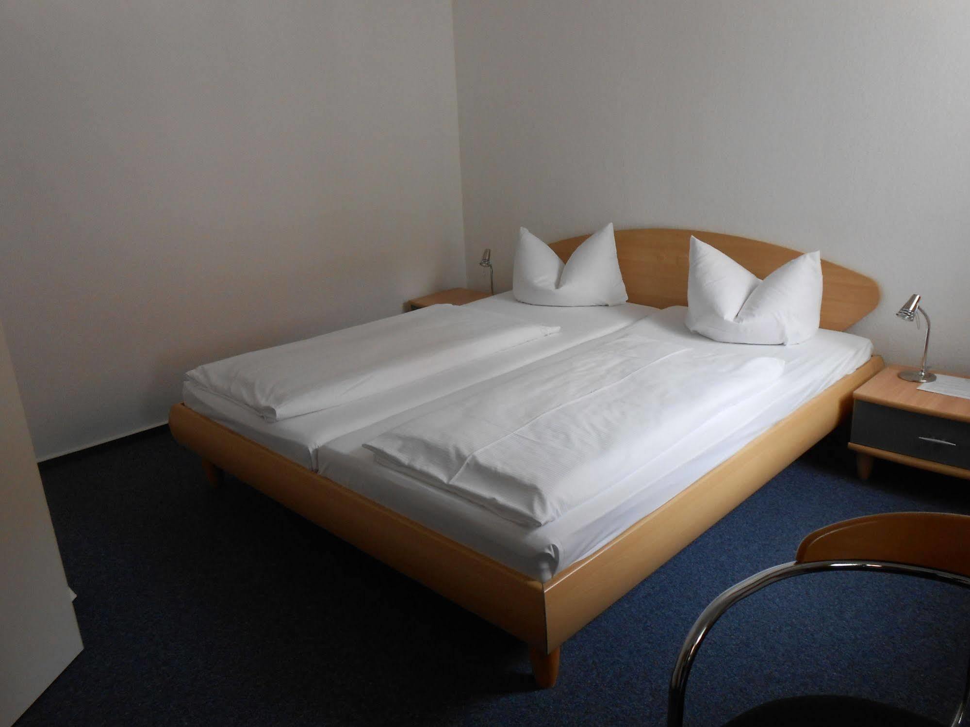 Hotel Zur Boerse Hamelin Esterno foto